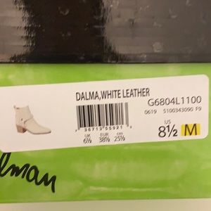 Sam Edelman Dalma white leather booties